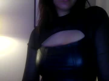 latina cam girl lillyandhertoyy image #4147767