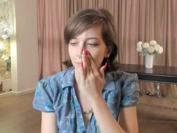 edlafollin latina cam