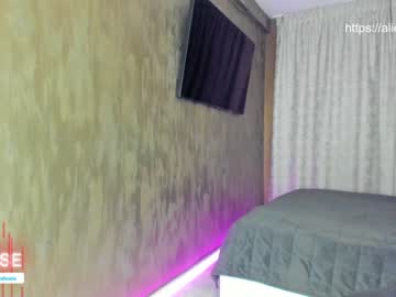latina cam girl aliessia image #1252496