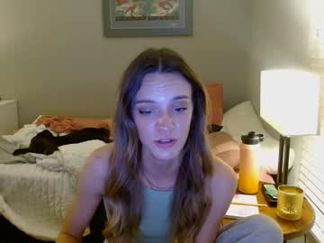 latina cam girl emmmafox14 image #3015925