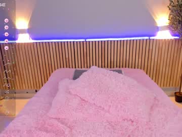 latina cam girl little_effy18 image #4502927