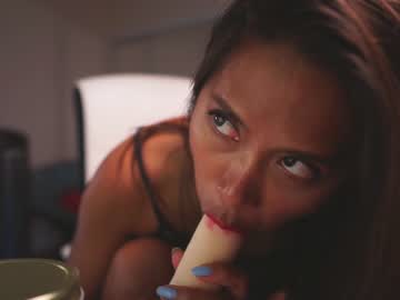 latina cam girl seranasenpai image #57141