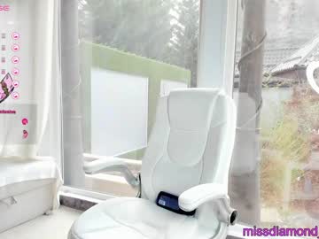 latina cam girl miss_diamond__ image #3628539
