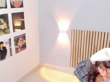 latina cam girl little_effy18 image #2537744