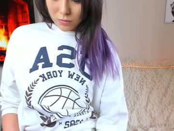 latina cam girl aina_kun image #708977