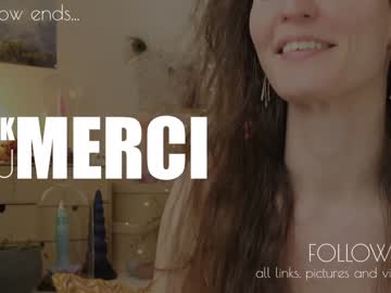 latina cam girl yulladao image #2608139