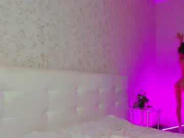 latina cam girl emma_jhons0n image #1680875