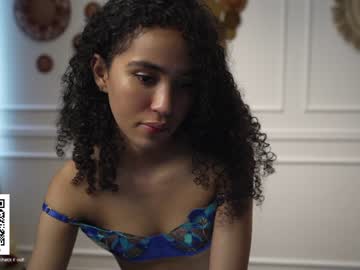 latina cam girl amnie_ image #3729592
