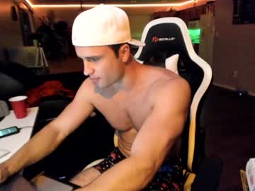 latina cam man damn_whos_that image #1661224