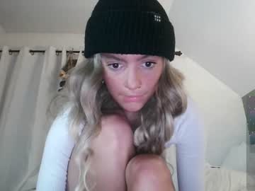 latina cam girl pixelatedprincess image #3957022