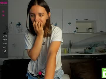 latina cam girl karalyons image #3312125