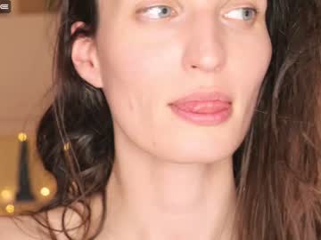 latina cam girl yulladao image #4346248