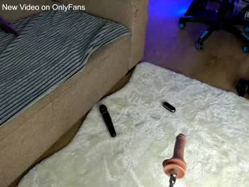 latina cam girl naughtyrider69 image #871207