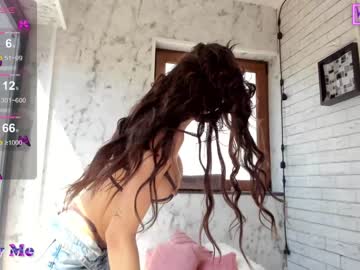 latina cam girl sassyt33n image #4495709