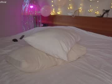 latina cam girl emilia98xxx image #3899922