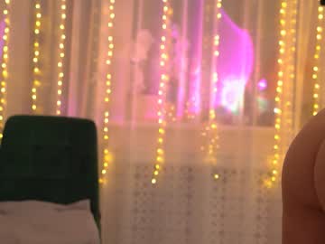 latina cam girl sweety_rinushka_ image #4070190