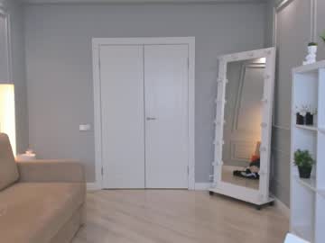 latina cam girl britthendry image #4589978