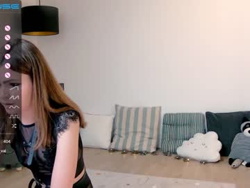 latina cam girl careful_i_bite image #1409119