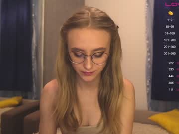 latina cam girl angeellina image #1071008