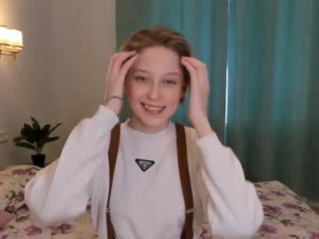 latina cam girl alisondrakes image #3910152