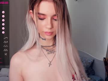 latina cam girl elfas_cute image #3201387
