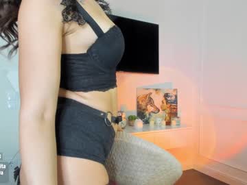 latina cam girl sweety_rinushka_ image #375657