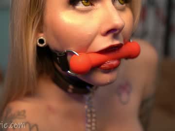 latina cam girl _shycutie image #3617479