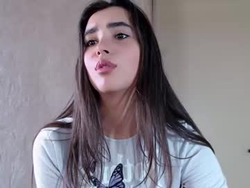 latina cam girl nika_la image #1614616