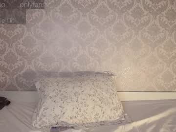 latina cam girl lillpio image #428009