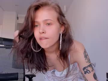 latina cam girl adriana_hill image #1390570