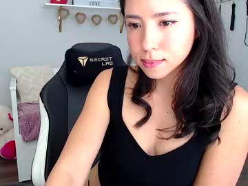 latina cam girl jadelove_ image #4285257