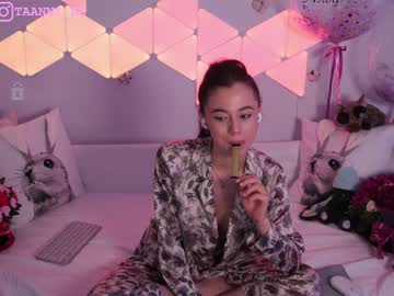 latina cam girl taanni_bc image #2653728