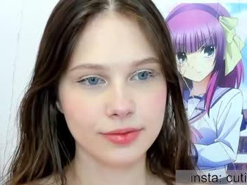 latina cam girl avrora_deis image #3977057