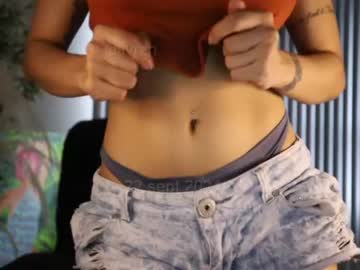 latina cam girl itsssssssme_lana image #56152