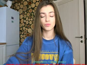 latina cam girl coy_amina image #843150