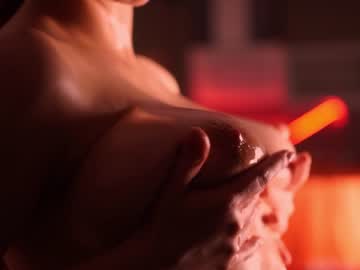 latina cam girl lorienn image #3996004