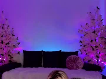 latina cam girl jessiccaburns image #4432391