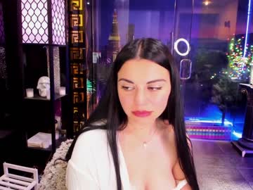 latina cam girl alma_pearl image #3551345