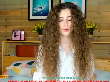 latina cam girl coy_amina image #700596