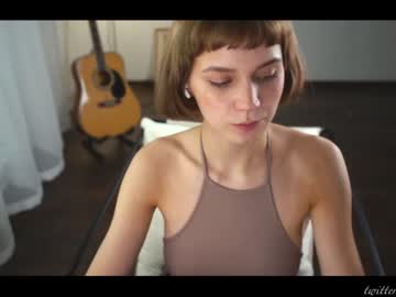 latina cam girl luna_ai image #1839205