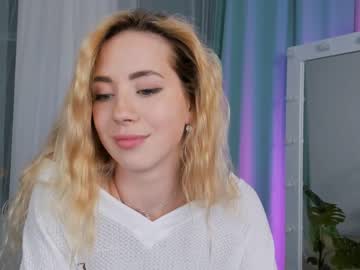 latina cam girl emmi_rosee image #965193