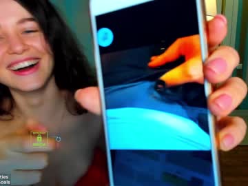 latina cam girl demurelixir image #2423508