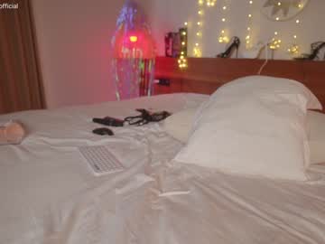 latina cam girl emilia98xxx image #4110737