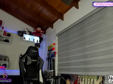 latina cam girl yesikasaenz image #338833