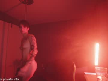latina cam girl aynmarie image #3478298