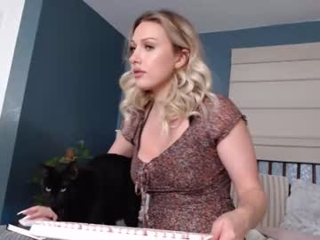 latina cam girl sexyashley_21 image #1388060