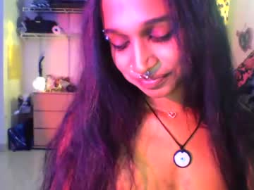 mon3ytr33 latina cam