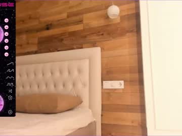 latina cam girl sury_01 image #1834028
