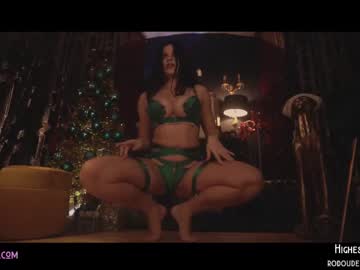 latina cam girl lucieoude_ image #527364