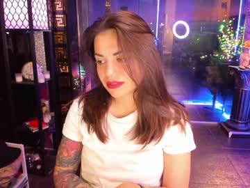 latina cam girl alma_pearl image #1709470